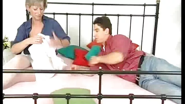 خواهر سنجاق سوپرایرانی بکن بکن