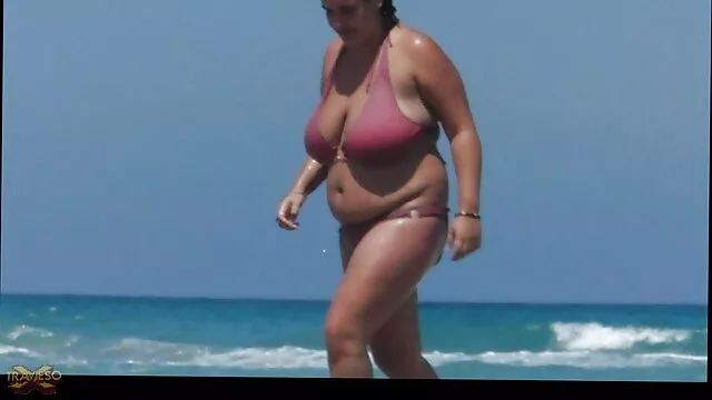 MILF سوپر سکس بکن سینه بزرگ fucks و بمکد تا او را تقدیر