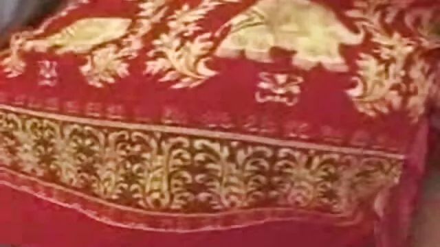 مربی جعلی مدرسه رانندگی دانش آموز کلیپ سوپر بکن بکن گربه را پس از مقعد تقدیر می کند